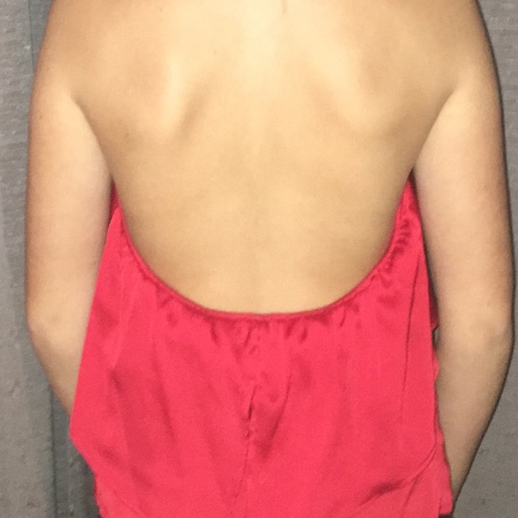 Glam red halter top - Picture 3 of 3